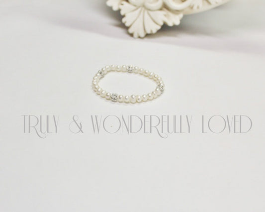 It's A Beautiful Day Freshwater Pearl Bracelet